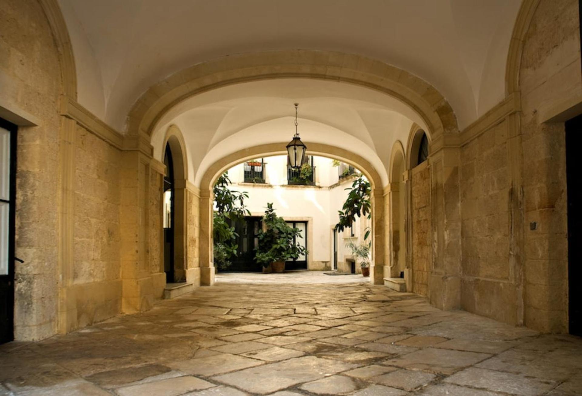 Palazzo Bernardini Apartment Lecce Exterior foto